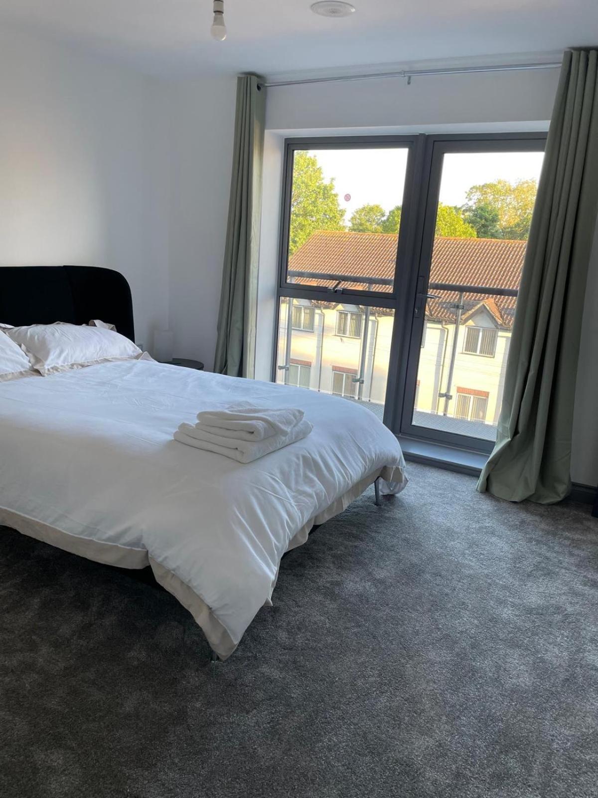 Long Letting - Luxurious 3 Bedroom Penthouse In City Centre - Parking Included! Chelmsford Exterior foto